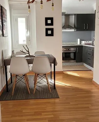 Catalina, En El Casco Historico. 龙达