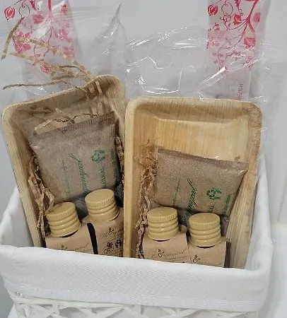 Catalina, En El Casco Historico. アパート ロンダ